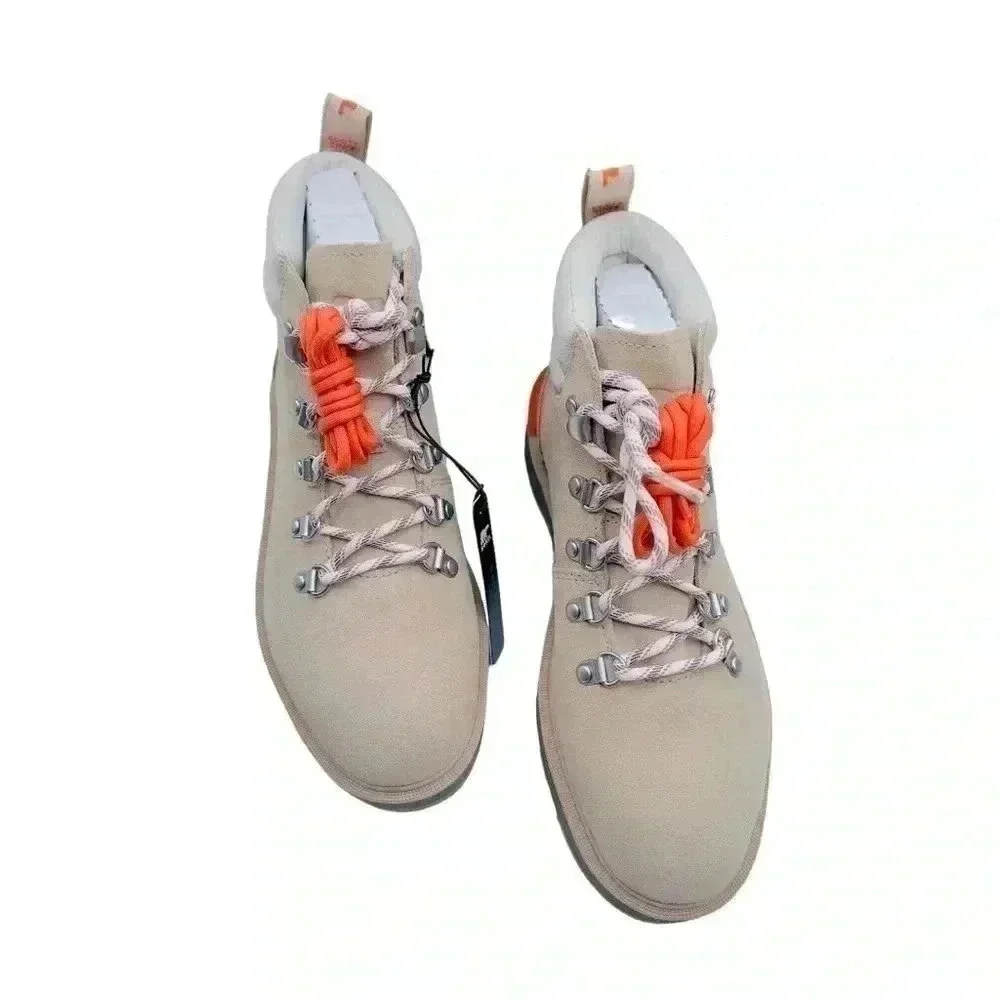 Sorel Women’s Hi-Line Suede Hiker Boots•Light Tan•Size 9•New With Box•